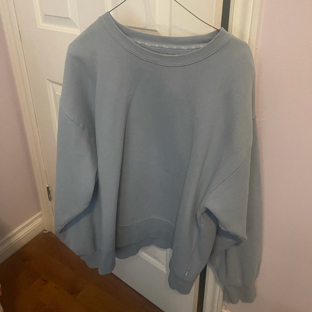 TNA OVERSIZED CREW ARITZIA
